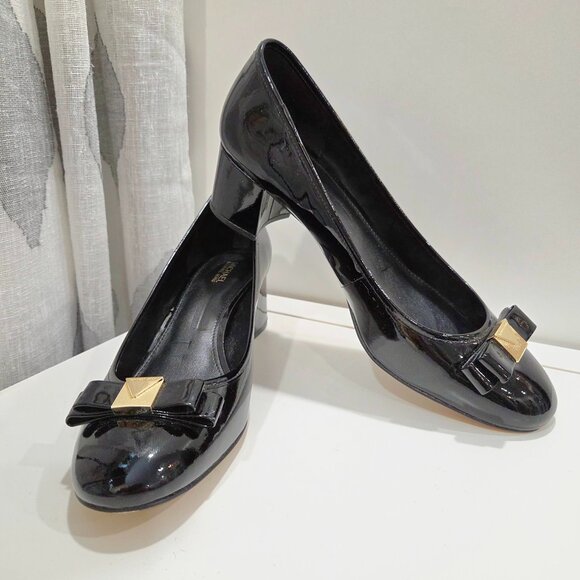 Michael Kors Black Patent Bow Pump, model Caroline – Size 10M - Picture 1 of 10